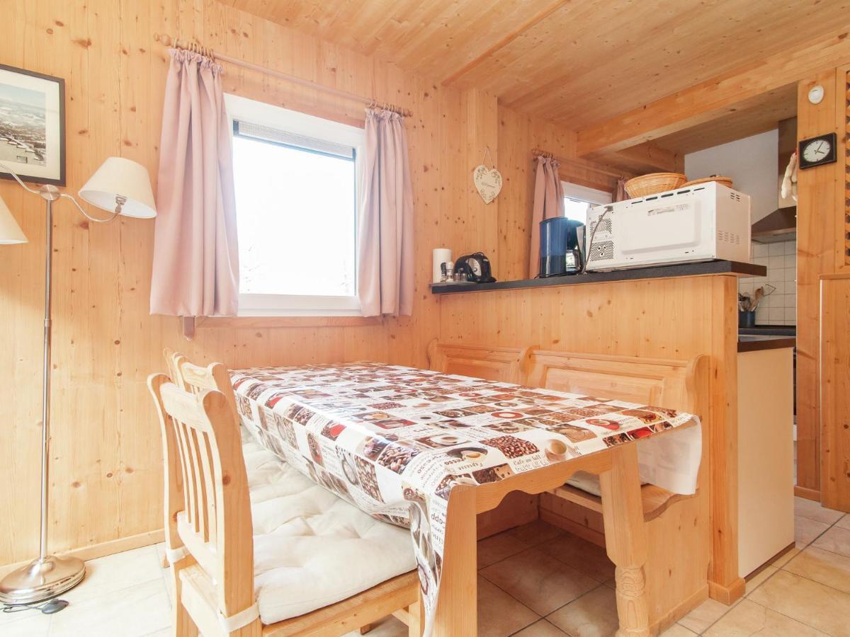 Chalet In Stadl An Der Mur Styria With Terrace Oda fotoğraf