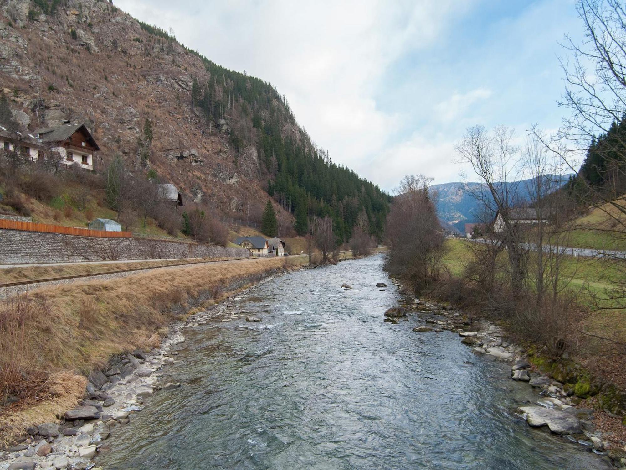 Chalet In Stadl An Der Mur Styria With Terrace Dış mekan fotoğraf
